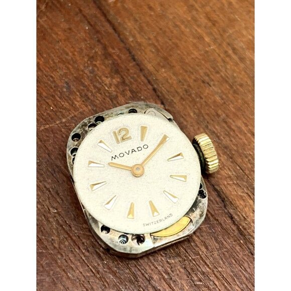 Movado Women's Watch 17J Swiss Mechanical Movement WORKS FOR REPAIR PARTS - Picture 1 of 8